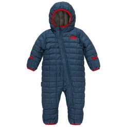 The North Face Infant Thermoball Bunting Cosmic Blue Denim Print 3m. Niebieskie kombinezony niemowlęce marki The North Face, na zimę, z denimu, z długim rękawem. W wyprzedaży za 279,00 zł.