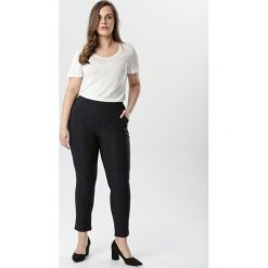 Granatowe Spodnie Jegginsy Sleep Secrets. Niebieskie jeansy damskie Born2be, xl, z podwyższonym stanem. Za 49,99 zł.