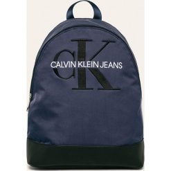 Calvin Klein Jeans - Plecak. Niebieskie plecaki męskie Calvin Klein Jeans, bez wzorów, z jeansu. W wyprzedaży za 319,90 zł.