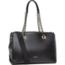 Torebka LIU JO - M Double Zip Satc NA0064 E0005 Nero 22222. Czarne torebki klasyczne damskie Liu Jo, bez wzorów, ze skóry ekologicznej, eleganckie, bez dodatków. W wyprzedaży za 469,00 zł.