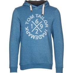 Bluza w kolorze błękitnym. Niebieskie bluzy męskie Tom Tailor, s, z nadrukiem, z kapturem, bez rękawów, bez kaptura. W wyprzedaży za 52,95 zł.