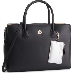 Torebka TOMMY HILFIGER - Charming Tommy Work Bag AW0AW06460 002. Czarne torebki klasyczne damskie TOMMY HILFIGER, bez wzorów, ze skóry ekologicznej, klasyczne, duże, bez dodatków. W wyprzedaży za 499,00 zł.