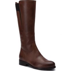 Kozaki LASOCKI SM-MESA-13. Kozaki damskie Lasocki, bez obcasa, bez zapięcia. Za 379,99 zł.