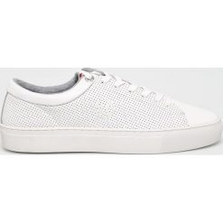 S. Oliver - Buty. Czarne buty sportowe męskie S.Oliver, ze skóry, bez zapięcia. W wyprzedaży za 179,90 zł.