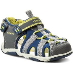 Sandały GEOX - B Sand.Agasim B. C B821AC 05015 C0666 M Grey/Lime. Szare sandały męskie Geox, ze skóry ekologicznej, bez zapięcia. W wyprzedaży za 149,00 zł.