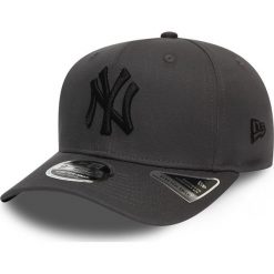 New Era New York Yankees Czapka z daszkiem Szary. Szare czapki męskie New Era, z haftami, z elastanu. Za 145,95 zł.
