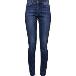 DRYKORN PULL Jeansy Slim fit blue denim clean. Niebieskie rurki damskie DRYKORN. W wyprzedaży za 494,10 zł.