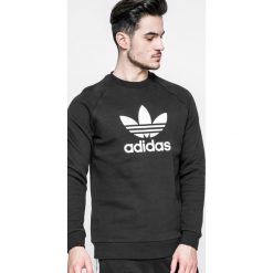 Adidas Originals - Bluza Trefoil Crew. Czarne bluzy męskie marki adidas Originals, s, z nadrukiem, z elastanu, bez kaptura. Za 249,90 zł.