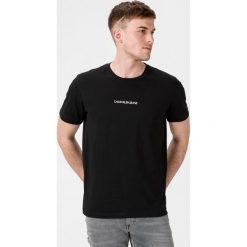 Calvin Klein Instit Chest Koszulka Czarny. Czarne podkoszulki męskie Calvin Klein, xl, z haftami, z bawełny, z krótkim rękawem. Za 152,95 zł.