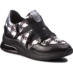 Sneakersy LIU JO - Karlie 03 B68031 TX025 Black/White 00054. Czarne półbuty damskie skórzane marki Liu Jo. W wyprzedaży za 399,00 zł.