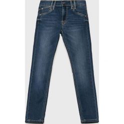 Pepe Jeans - Jeansy dziecięce 128-178/180. Niebieskie spodnie chłopięce Pepe Jeans, bez wzorów, z elastanu. W wyprzedaży za 189,90 zł.