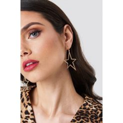 Kolczyki damskie: NA-KD Accessories Wiszące kolczyki gwiazda – Gold
