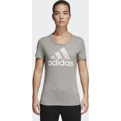 KOSZULKA ADIDAS FOIL TEXT BOS. Białe bluzki sportowe damskie marki Adidas, z bawełny, z krótkim rękawem. Za 89,99 zł.