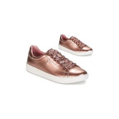 Buty S.Oliver -. Trampki i tenisówki damskie S.Oliver. Za 129,50 zł.