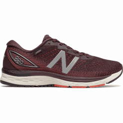 New Balance M880v9 GTX - M880GT9. Pomarańczowe buty sportowe męskie New Balance, z gumy, bez zapięcia, tenisowe, gore-tex. W wyprzedaży za 229,99 zł.