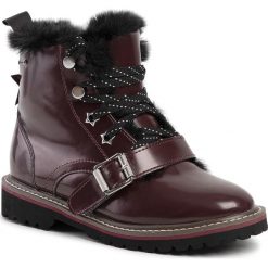 Trapery PEPE JEANS - Leia Buckle PGS50138 Burgundy 299. Czerwone śniegowce dziewczęce Pepe Jeans, bez zapięcia. W wyprzedaży za 239,00 zł.