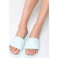 Zielone Klapki Summer Day. Zielone crocsy damskie marki Born2be, z gumy, na platformie. Za 39,99 zł.