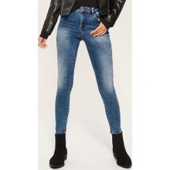 Jeansy skinny - Niebieski. Niebieskie boyfriendy damskie House. Za 99,99 zł.