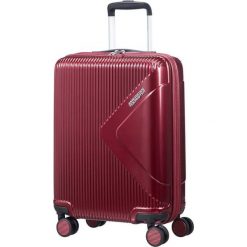 American Tourister walizka podróżna Modern Dream 55 cm czerwony. Czerwone walizki American Tourister, bez wzorów, eleganckie. Za 402,00 zł.