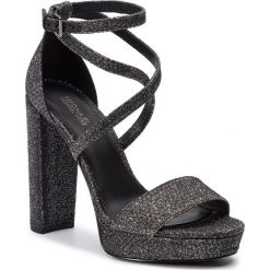Sandały MICHAEL MICHAEL KORS - Charlize Platform 40T9CHHS1D Blk/Silver. Czarne klapki damskie MICHAEL Michael Kors, bez wzorów, ze skóry, bez obcasa, na obcasie. W wyprzedaży za 489,00 zł.