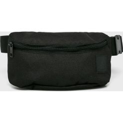 Reebok - Nerka w. Czarne walizki marki Reebok, w paski, z materiału, małe. Za 59,90 zł.