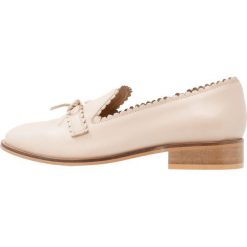 Buty damskie: mint&berry Półbuty wsuwane nude