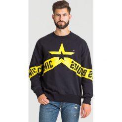 BLUZA DIESEL. Czarne bluzy męskie Diesel, s, z nadrukiem, z bawełny, z okrągłym kołnierzem, bez rękawów, bez kaptura. Za 849,00 zł.