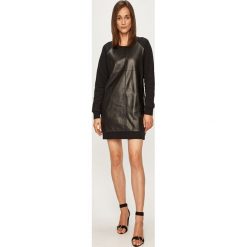 Trussardi Jeans - Sukienka. Czarne sukienki damskie Trussardi Jeans, na co dzień, s, bez wzorów, z elastanu, casualowe, z okrągłym kołnierzem, z długim rękawem, długie, maxi, proste. Za 469,90 zł.