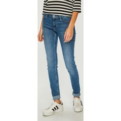 Levi's - Jeansy 710. Niebieskie jeansy damskie Levi's®, s. W wyprzedaży za 199,90 zł.