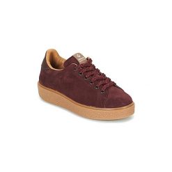 Buty Victoria DEPORTIVO SERRAJE LACET METAL. Czerwone trampki i tenisówki damskie Victoria, bez wzorów, bez zapięcia. Za 224,30 zł.