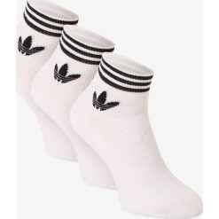 Adidas Originals - Skarpety damskie pakowane po 3 szt., biały. Białe skarpetki damskie adidas Originals, bez wzorów. Za 59,95 zł.