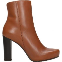 Botki SERENA. Pomarańczowe botki damskie Gino Rossi, ze skóry, eleganckie, za kostkę, na wysokim obcasie, na obcasie, bez zapięcia. Za 249,90 zł.