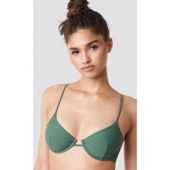 NA-KD Swimwear Biustonosz z detalem - Green. Zielone biustonosze NA-KD Swimwear, bez wzorów. W wyprzedaży za 24,28 zł.