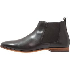 Pier One Botki black. Czarne buty zimowe męskie Pier One, z materiału. Za 249,00 zł.