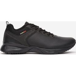 Czarne Buty Sportowe Qinesha. Czarne buty sportowe męskie Born2be, bez zapięcia. Za 119,99 zł.