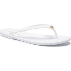 Japonki EMPORIO ARMANI - X3QS02 XL816 00001 White. Białe klapki damskie marki Emporio Armani, bez wzorów, z tworzywa sztucznego, bez obcasa. Za 289,00 zł.