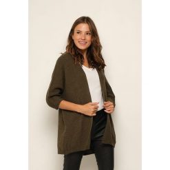 Kardigan "Belle" w kolorze khaki. Brązowe swetry damskie Manoukian, m, z wełny. W wyprzedaży za 109,95 zł.