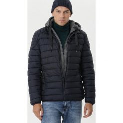 Granatowa Kurtka Treeby. Niebieskie kurtki męskie Born2be, na zimę, xl, bez wzorów, z dzianiny. Za 189,99 zł.