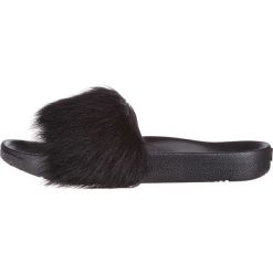 UGG Royale Kapcie Czarny. Czarne kapcie damskie Ugg, ze skóry. Za 447,95 zł.