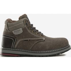 Khaki Botki Sanlu. Brązowe botki męskie Born2be, za kostkę, na sznurówki. Za 159,99 zł.