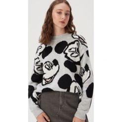 Sweter Mickey Mouse - Szary. Szare swetry damskie Sinsay, s, z motywem z bajki, bez rękawów, bez kaptura. Za 79,99 zł.