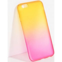 Parfois - Etui na telefon Iphone 6/6s. Szare etui damskie marki Parfois, z materiału. W wyprzedaży za 9,90 zł.