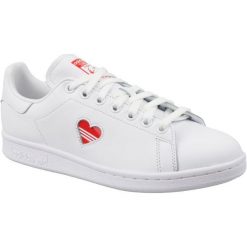 Adidas Stan Smith W g27893 39 1/3 Białe. Białe buty sportowe damskie marki Adidas, bez wzorów, ze skóry, sportowe, adidas stan smith. W wyprzedaży za 329,99 zł.