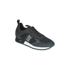 Buty Emporio Armani EA7 LACES U. Czarne trampki męskie marki Emporio Armani EA7, bez wzorów, bez zapięcia. Za 899,00 zł.