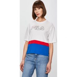 Fila - Top. Białe topy damskie Fila, s, z nadrukiem, z bawełny, z okrągłym kołnierzem. W wyprzedaży za 79,90 zł.