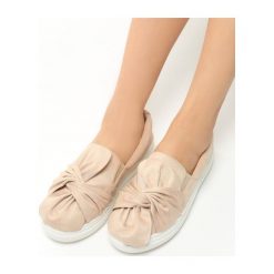 Beżowe Slip On Boogie. Brązowe trampki damskie slip on marki NEWFEEL, z gumy. Za 59,99 zł.