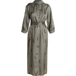 And Less ALBERTINO DRESS Sukienka koszulowa dusty olive. Zielone sukienki marki And Less, z materiału, z koszulowym kołnierzykiem, koszulowe. Za 549,00 zł.