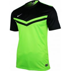 Nike Koszulka męska SS Victory II JSY czarno-zielona r. XL (588408 302). Czerwone koszulki sportowe męskie marki Nike, s, z poliesteru. Za 69,17 zł.