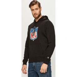 New Era - Bluza. Czarne bluzy męskie New Era, s, z nadrukiem, z bawełny, z kapturem, bez rękawów, z kapturem. W wyprzedaży za 259,90 zł.