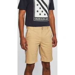 Calvin Klein Jeans - Szorty. Czarne spodenki i szorty męskie Calvin Klein Jeans, bez wzorów, z elastanu, casualowe. W wyprzedaży za 199,90 zł.
